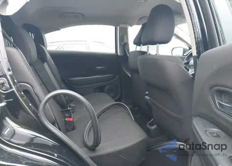 2018 Honda Hr-V Lx z USA, uszkodzony, nr VIN 3CZRU5H33JG700058